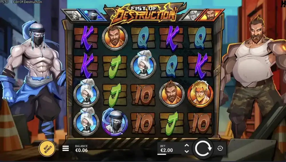 Fist of Destruction Slot von Hacksaw Gaming — Kampfszene mit Wild Reels